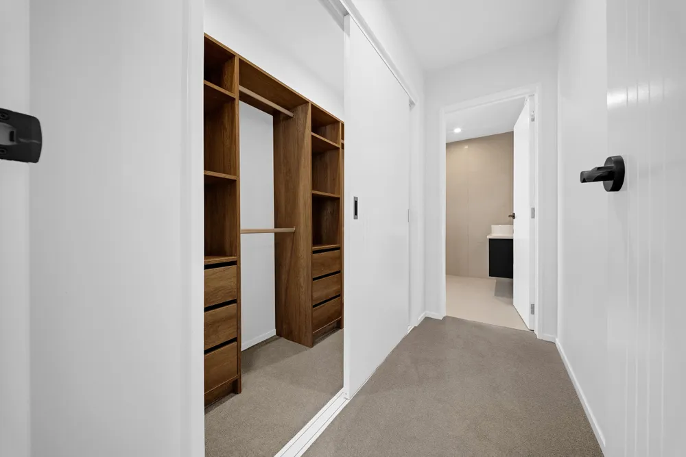 Photos of 1 Meadowridge Drive