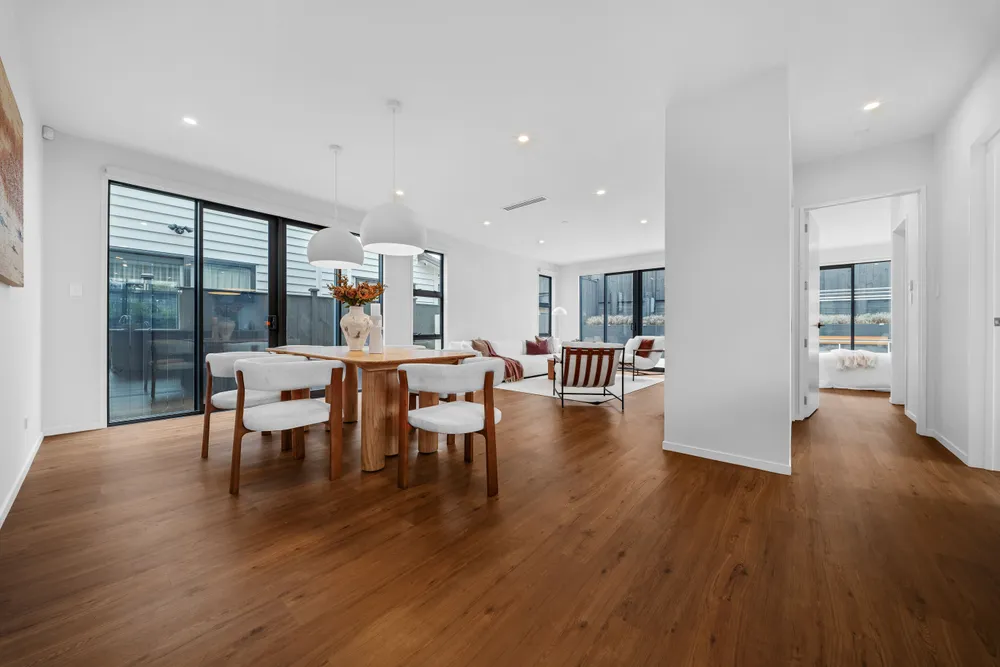 Photos of 1 Meadowridge Drive