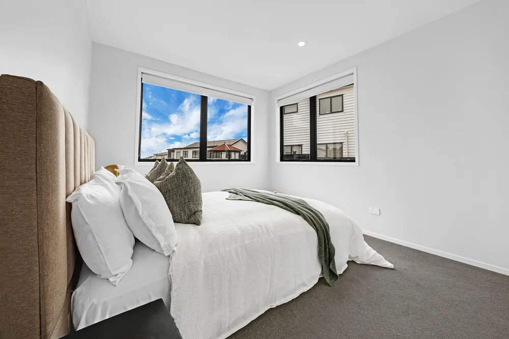 Photos of 1 Meadowridge Drive