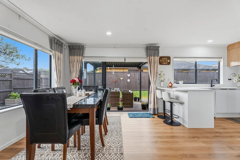 Photos of 2 Villino Place