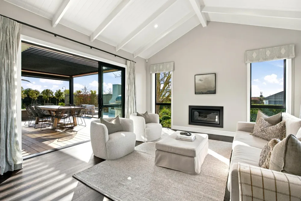 Photos of 32 William Andrew Road