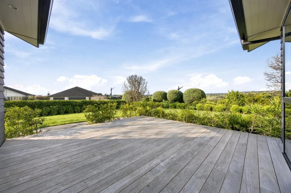 Photos of 32 William Andrew Road