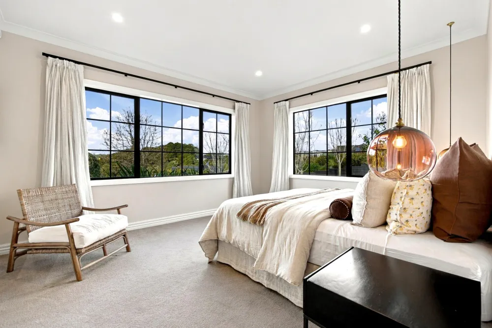 Photos of 32 William Andrew Road