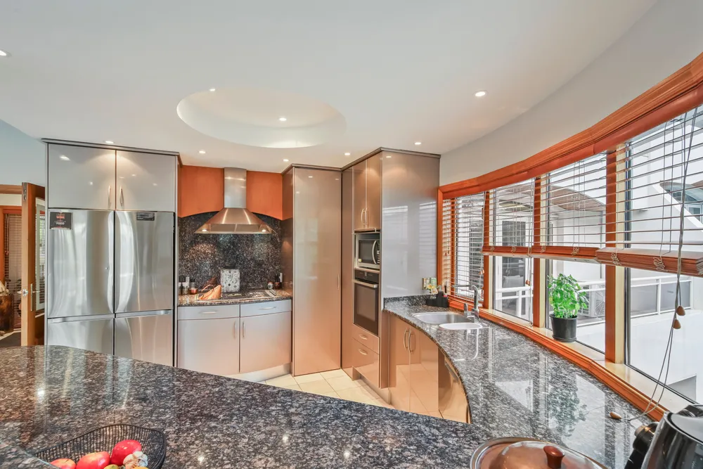 Photos of 32 Dyers Pass Road