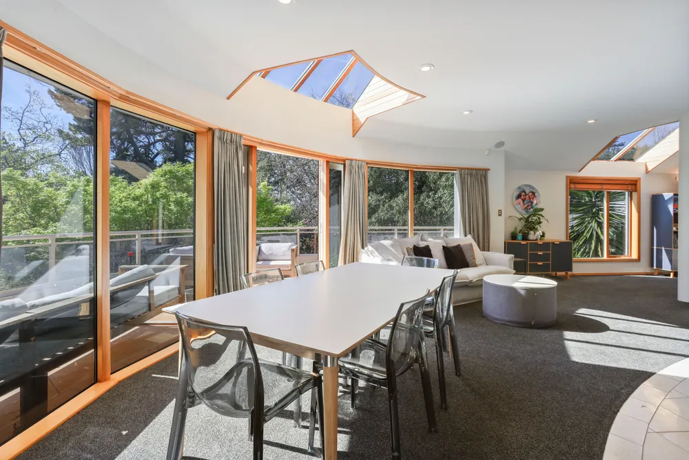 Photos of 32 Dyers Pass Road