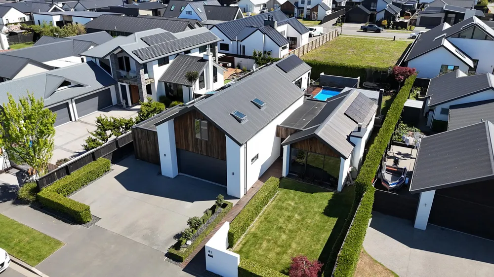 Photos of 41 Waterstock Way