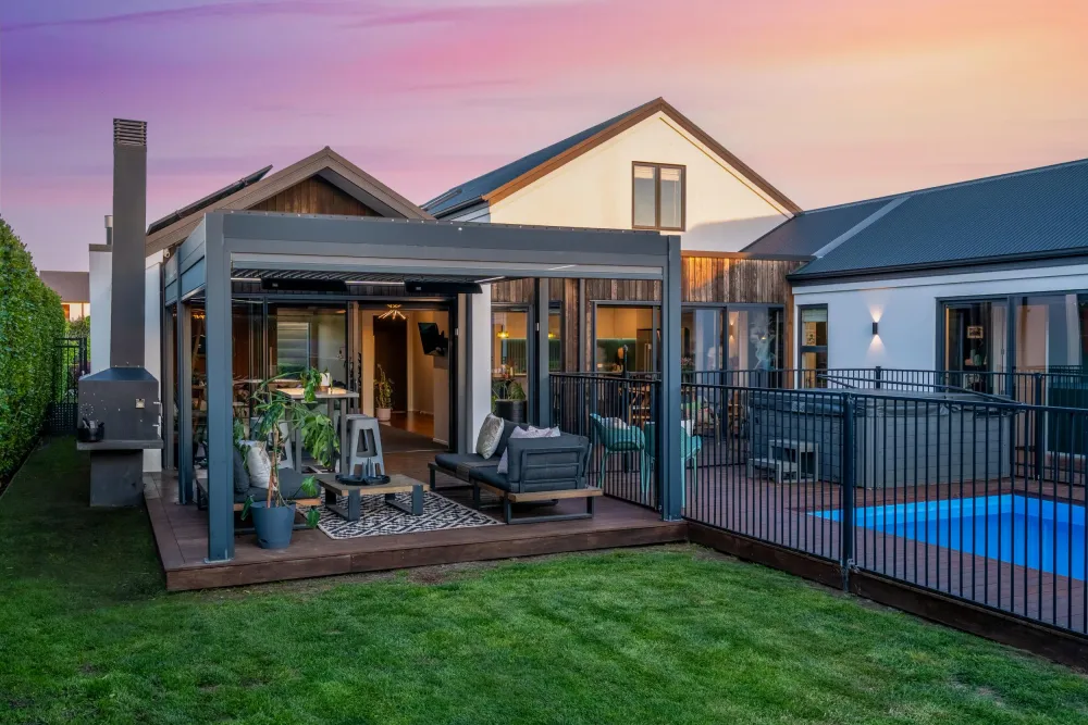 Photos of 41 Waterstock Way