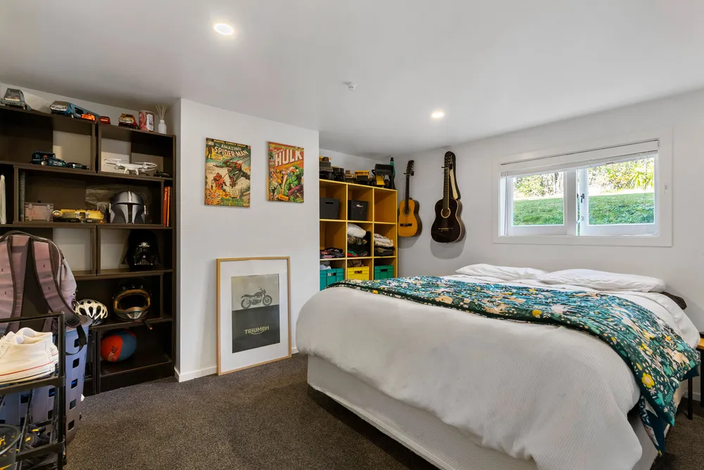 Photos of 189 Godley Road