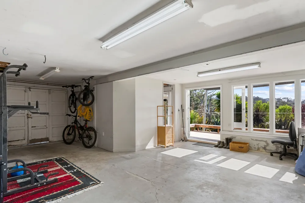 Photos of 189 Godley Road