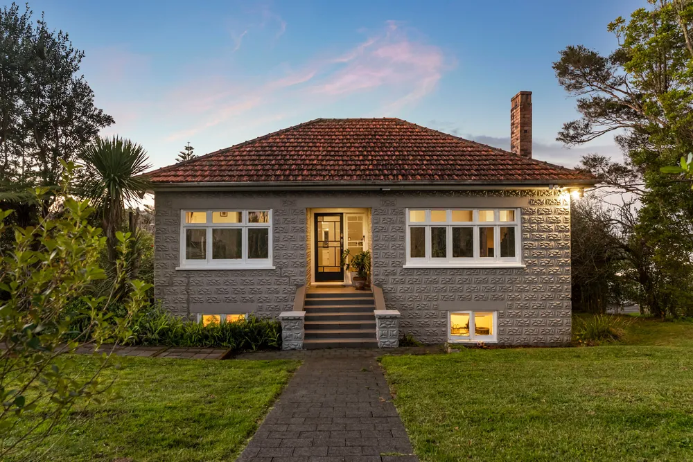 Photos of 189 Godley Road