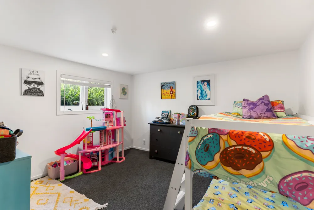 Photos of 189 Godley Road