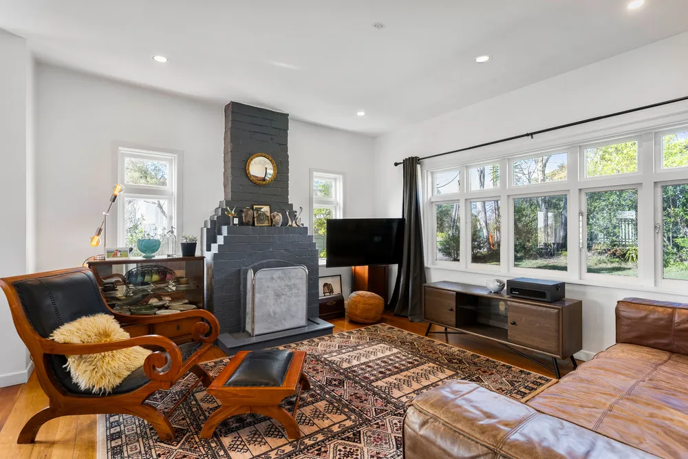 Photos of 189 Godley Road