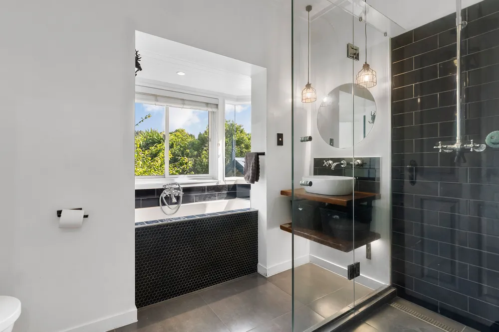 Photos of 189 Godley Road