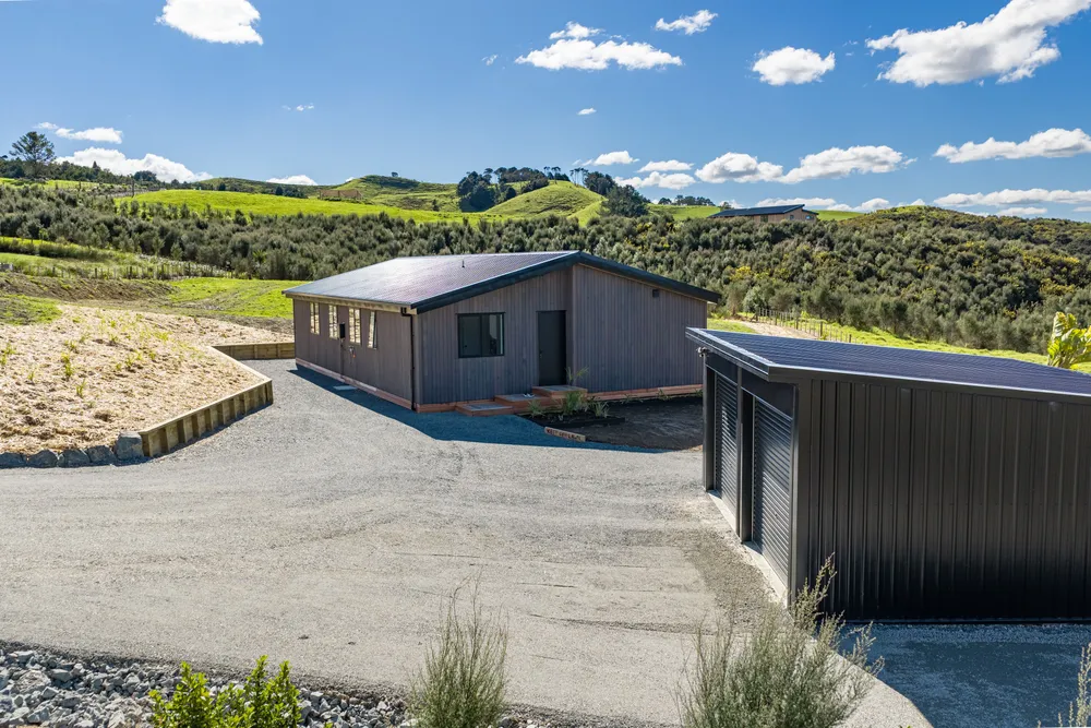 Photos of 674 Millbrook Road