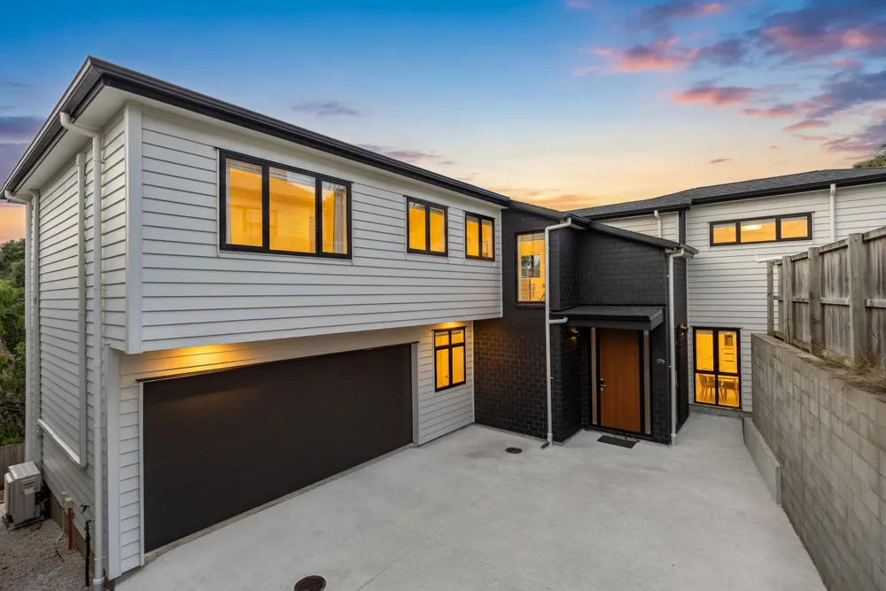 Photos of 17B Strathnaver Crescent