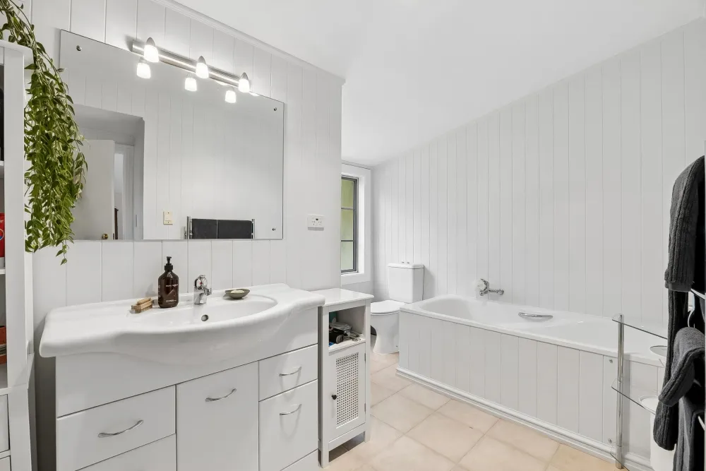 Photos of 6 St Ronans Road