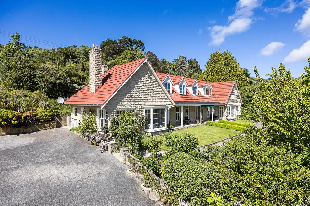 Photos of 6 St Ronans Road