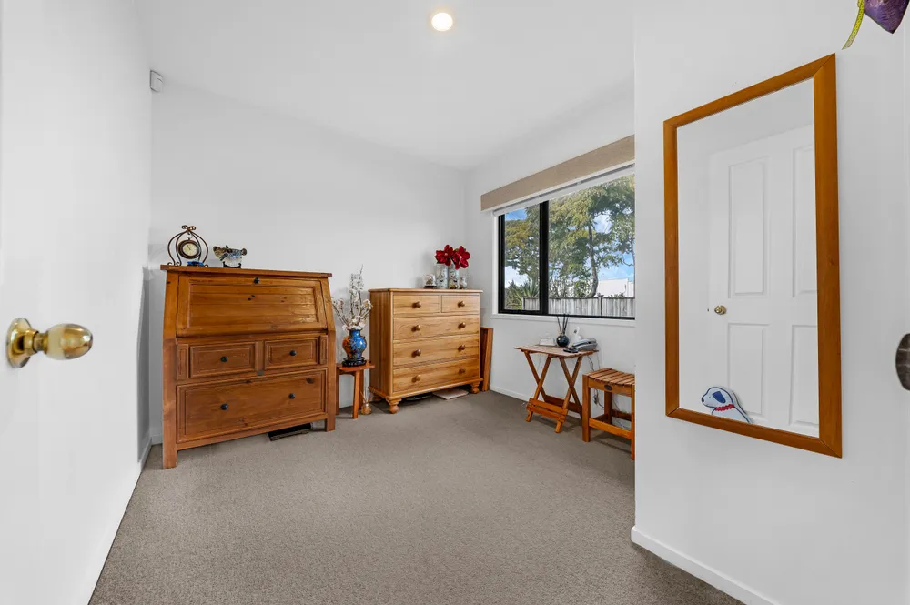 Photos of 1/19 Howe Street