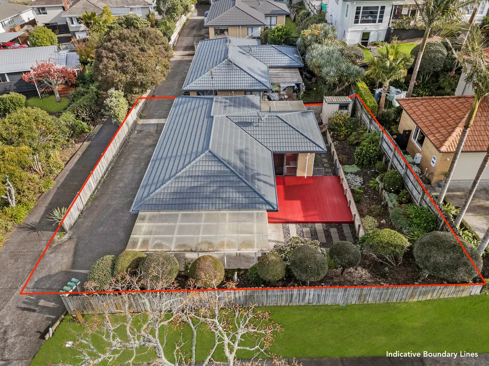 Photos of 1/19 Howe Street