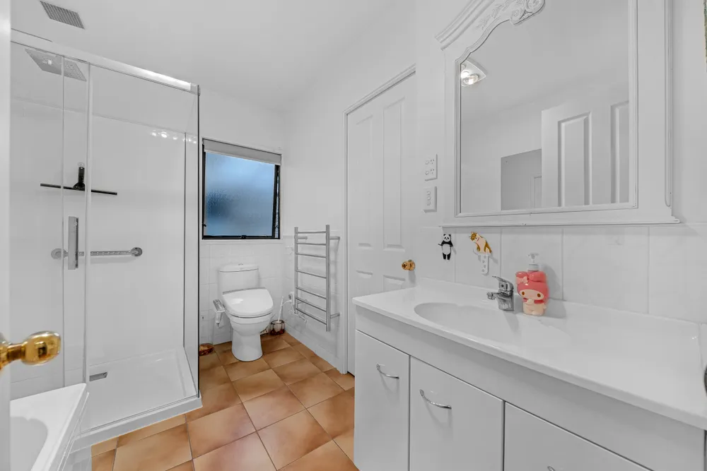 Photos of 1/19 Howe Street