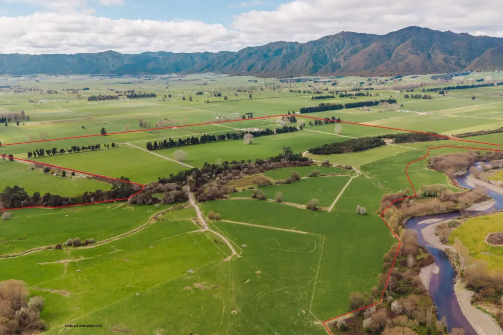 Photos of 60 Whirinaki Road