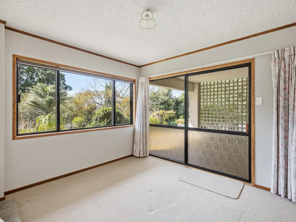 Photos of 50 Turntable Hill Road