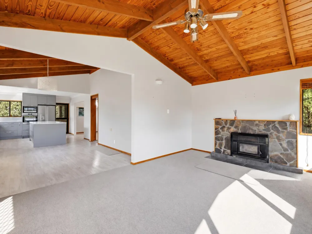 Photos of 50 Turntable Hill Road