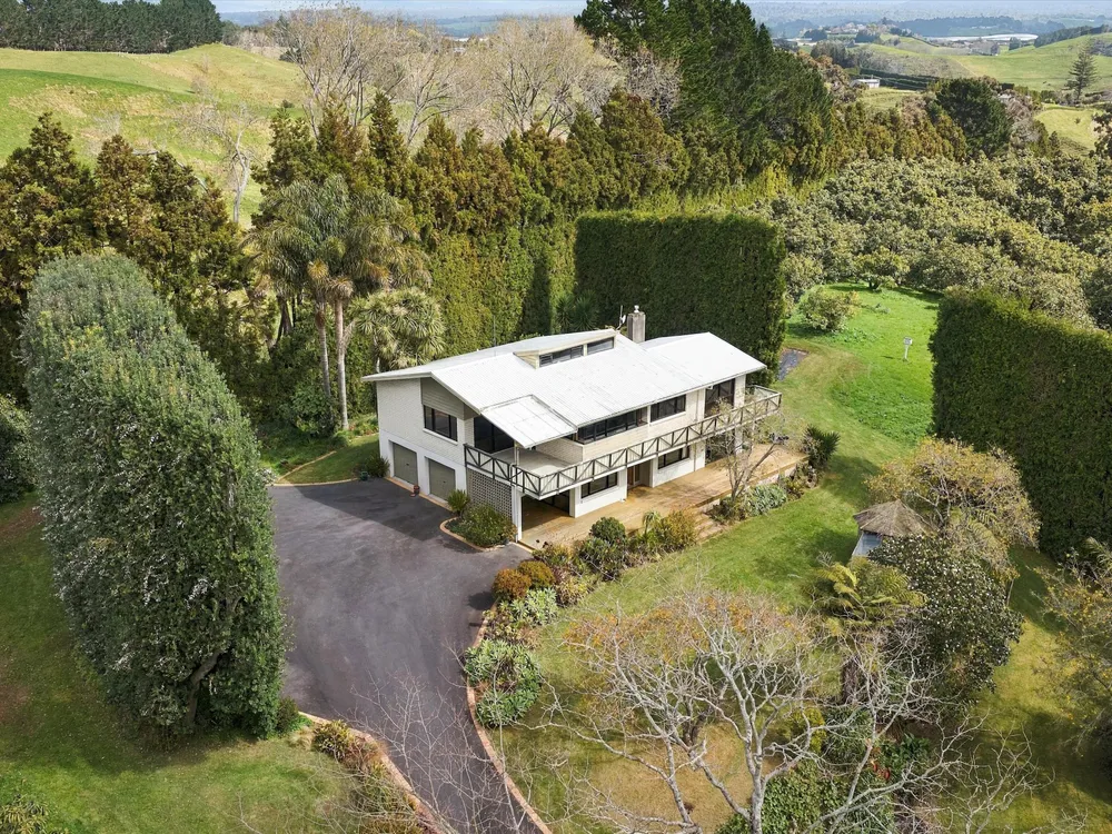 Photos of 50 Turntable Hill Road