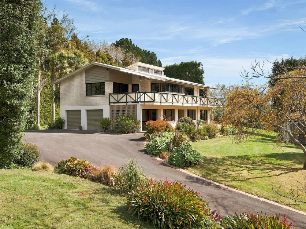 Photos of 50 Turntable Hill Road