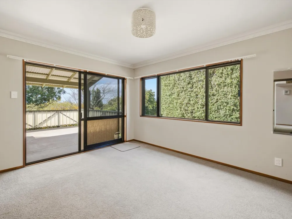 Photos of 50 Turntable Hill Road