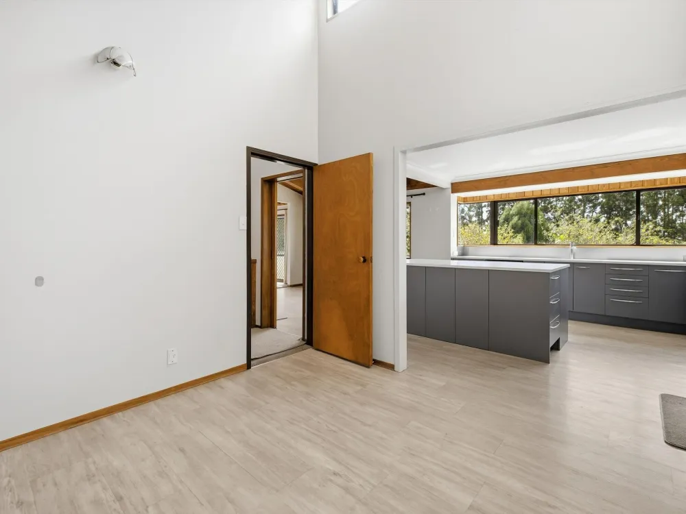 Photos of 50 Turntable Hill Road