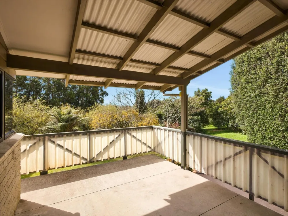 Photos of 50 Turntable Hill Road