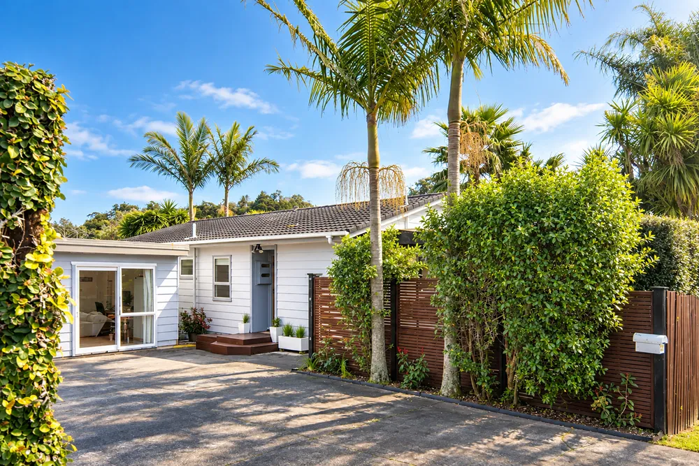 Photos of 2/32 Hale Crescent