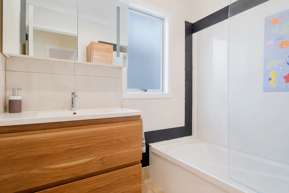 Photos of 2/32 Hale Crescent