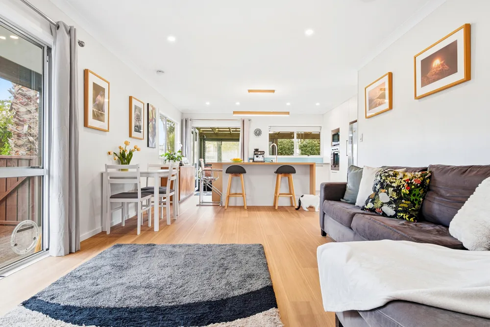 Photos of 2/32 Hale Crescent