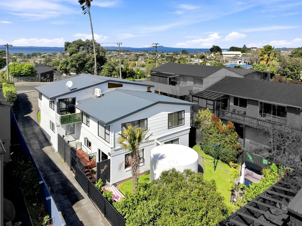 Photos of 22 Stanmore Bay Road