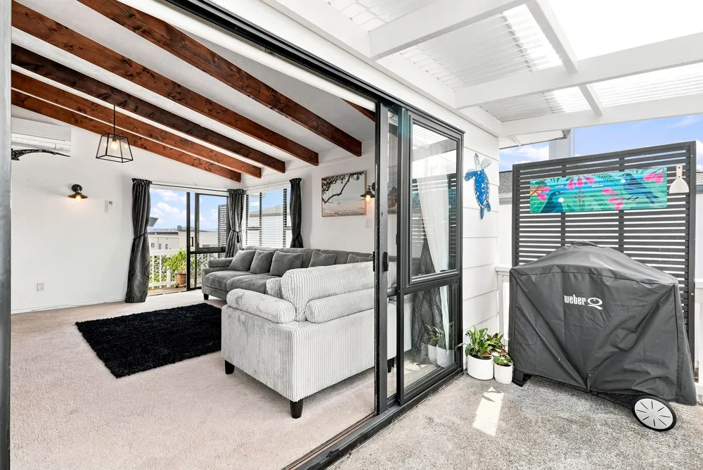 Photos of 22 Stanmore Bay Road