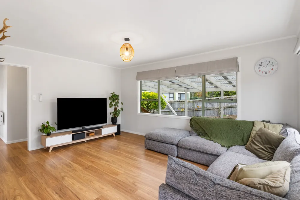 Photos of 23 Luanda Drive