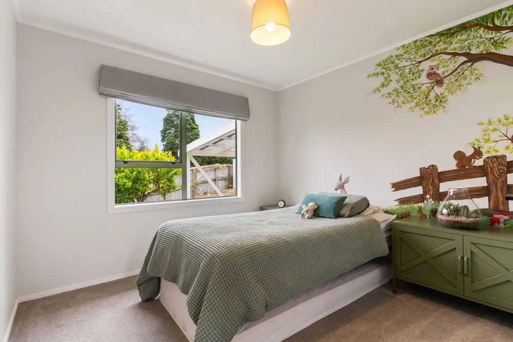 Photos of 23 Luanda Drive