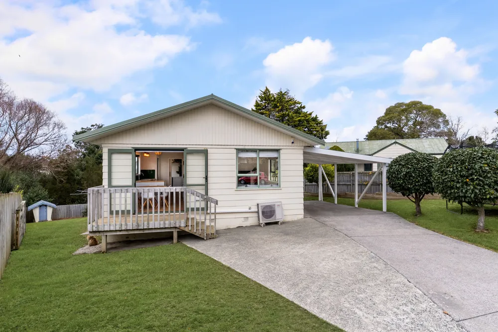 Photos of 23 Luanda Drive