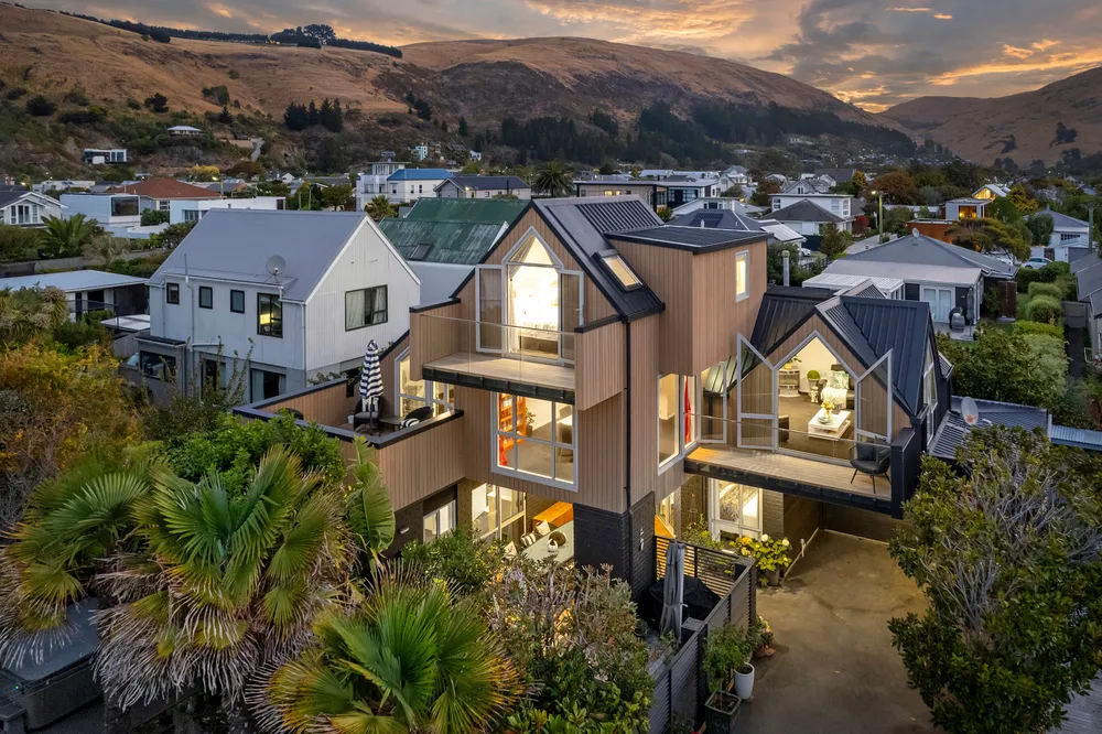 Photo of 102A Esplanade, Sumner