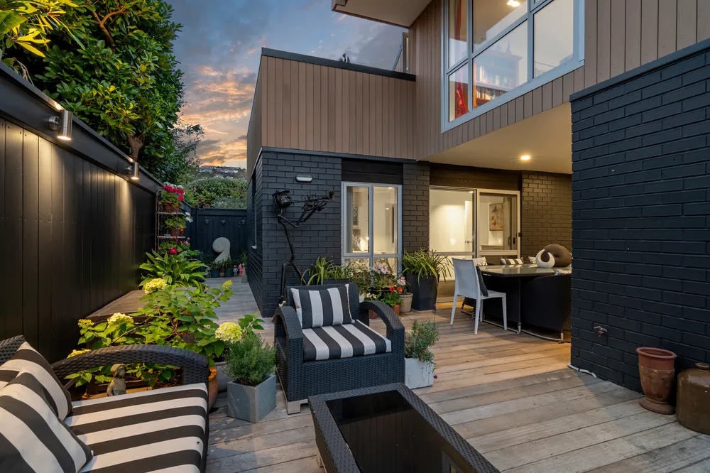 Photos of 102A Esplanade