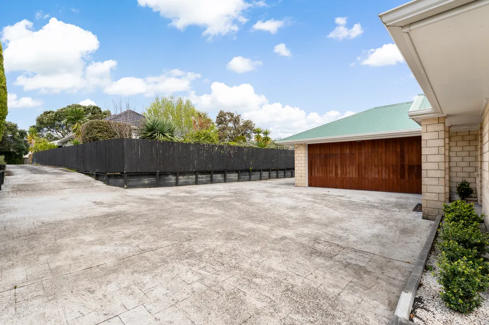 Photos of 22A McLeod Road
