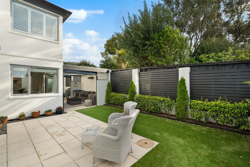 Photos of 97 Coates Avenue