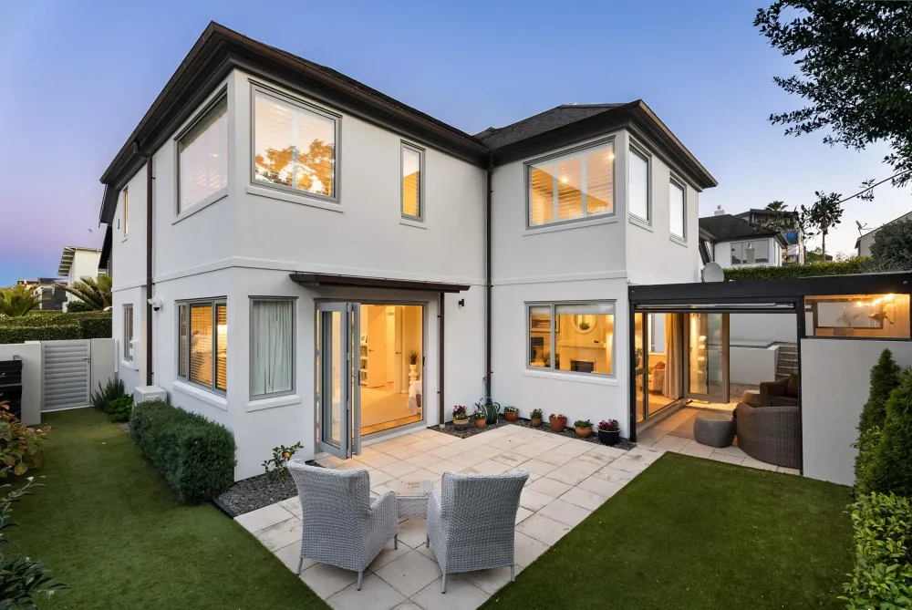 Photos of 97 Coates Avenue