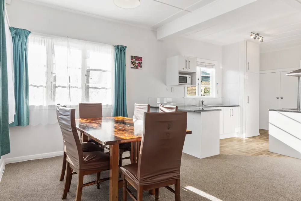 Photos of 1/13 Russell Road