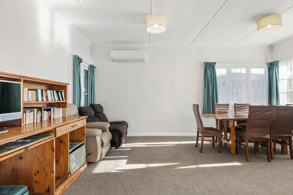 Photos of 1/13 Russell Road