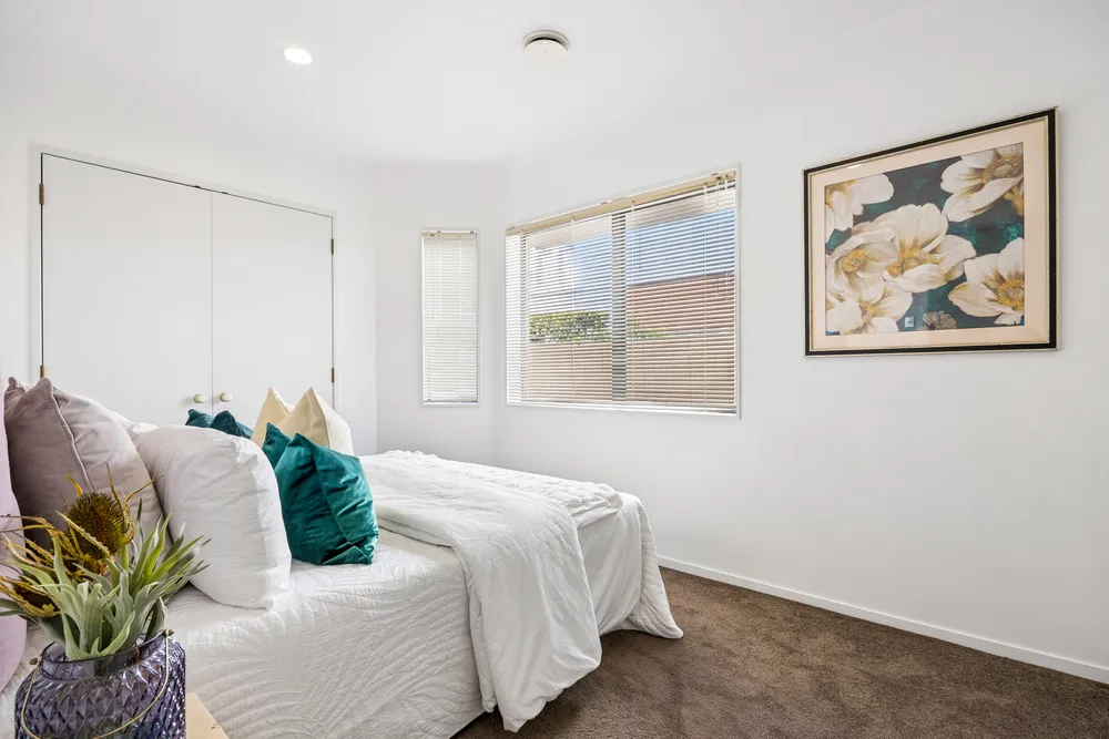 Photos of 134 New Windsor Road