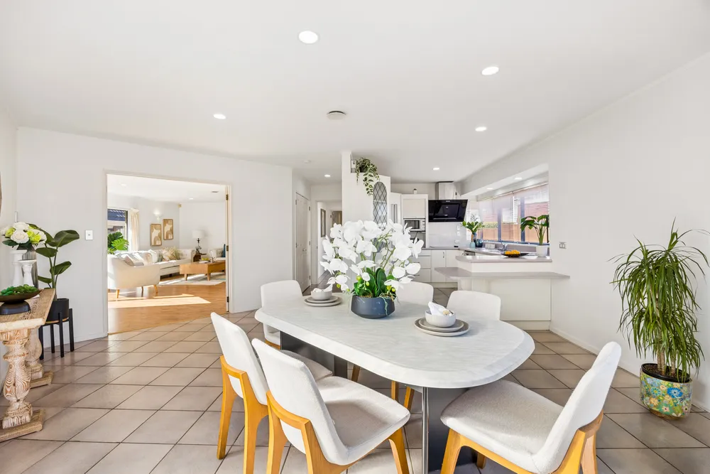 Photos of 134 New Windsor Road
