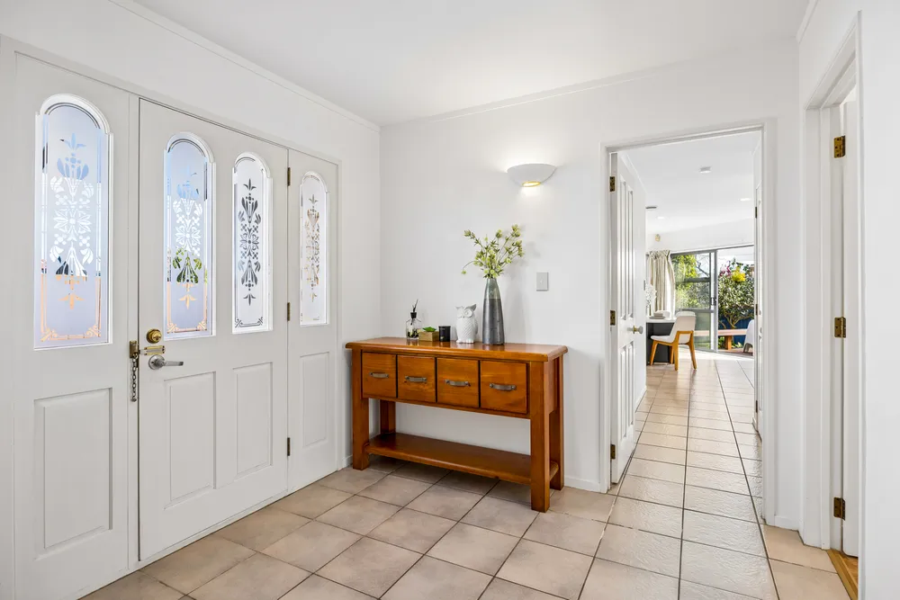 Photos of 134 New Windsor Road